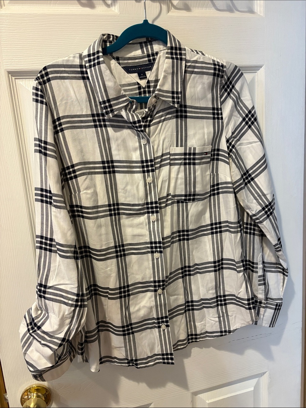 Tommy Hilfiger White and Black Plaid Long-Sleeve Shirt